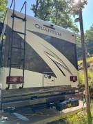 2019 Thor Motor Coach Quantum RC25, $ 59,999