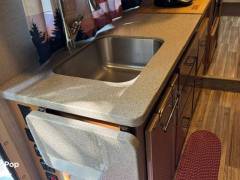 2019 Thor Motor Coach Quantum RC25, $ 59,999