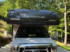 2019 Thor Motor Coach Quantum RC25, $ 59,999