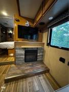 2019 Thor Motor Coach Quantum RC25, $ 59,999