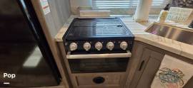 2021 Keystone Outback Ultra Lite 302UBH, $ 24,900