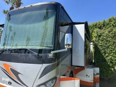 2018 Tiffin Phaeton 40IH, $ 218,000