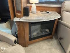 2018 Tiffin Phaeton 40IH, $ 218,000