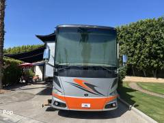 2018 Tiffin Phaeton 40IH, $ 218,000