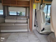 2016 Fleetwood Flair 31B, $ 44,000