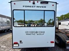 2025 Cherokee Arctic Wolf 3250SUITE, $ 51,900