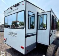 2025 Cherokee Arctic Wolf 3250SUITE, $ 51,900