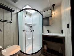 2025 Cherokee Arctic Wolf 3250SUITE, $ 51,900