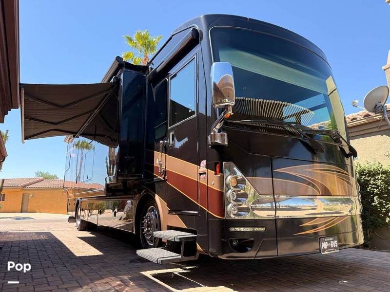 2015 Thor Motor Coach Tuscany 40DX, $ 123,000