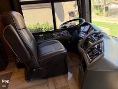2015 Thor Motor Coach Tuscany 40DX, $ 123,000