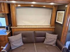 2015 Thor Motor Coach Tuscany 40DX, $ 123,000