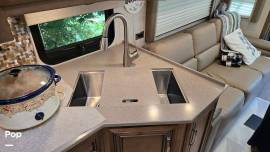 2022 Newmar Bay Star Sport 3014, $ 129,900