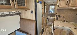2015 Coachmen Prism 24M, $ 45,000