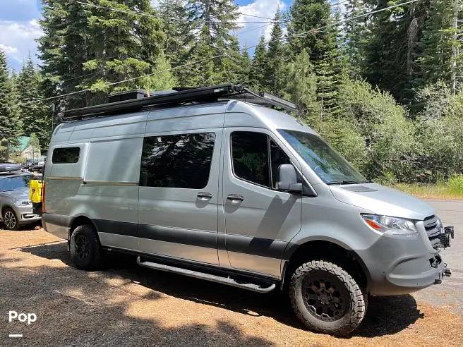 2019 Mercedes-Benz Sprinter 2500 High Roof 170WB 4, $ 103,500