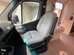 2024 Leisure Travel Unity U24TB, $ 198,900