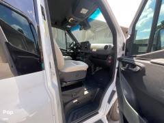 2024 Leisure Travel Unity U24TB, $ 198,900