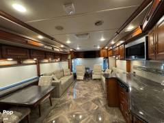 2017 Winnebago Journey 36M, $ 135,000