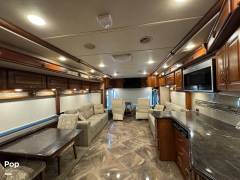 2017 Winnebago Journey 36M, $ 135,000