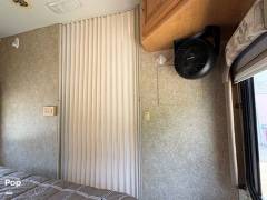 2007 Thor Motor Coach Four Winds 32B, $ 44,000