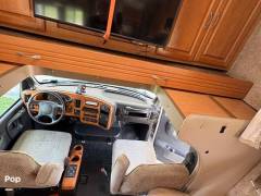 2007 Thor Motor Coach Four Winds 32B, $ 44,000