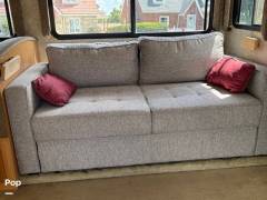 2007 Thor Motor Coach Four Winds 32B, $ 44,000