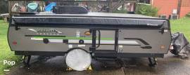 2021 Rockwood Freedom 2318G, $ 12,000