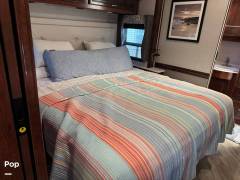 2019 Fleetwood Bounder 35K, $ 85,000
