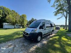 2023 Roadtrek Play, $ 80,000