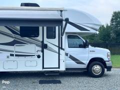 2022 Entegra Coach Odyssey 26M, $ 71,000