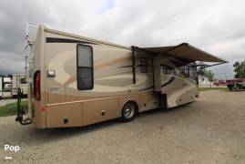 2007 Fleetwood Discovery 39S, $ 49,900