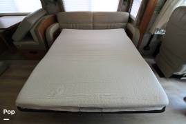 2007 Fleetwood Discovery 39S, $ 49,900