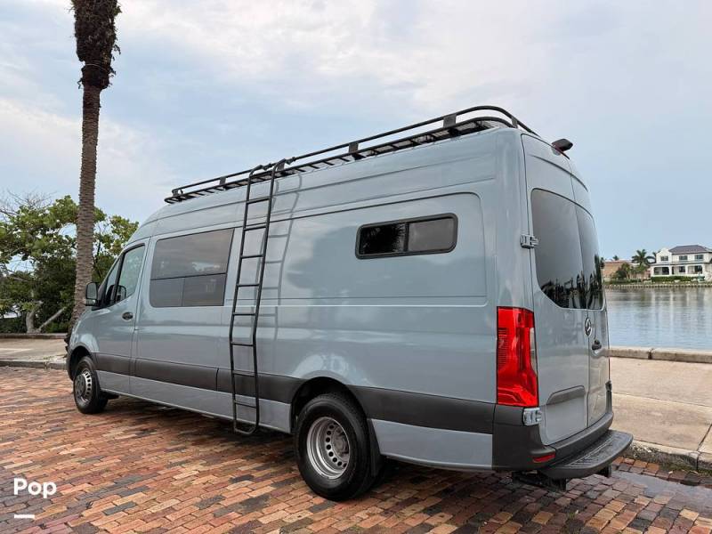 2019 Mercedes-Benz Sprinter 3500 170WB, $ 82,000