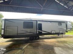 2022 Cherokee Arctic Wolf 3660SUITE, $ 39,000