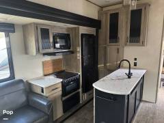 2022 Cherokee Arctic Wolf 3660 SUITE, $ 42,250
