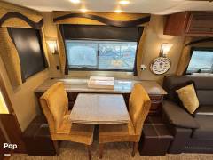 2015 Newmar Canyon Star 3953, $ 79,900
