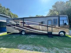 2015 Newmar Canyon Star 3953, $ 79,900