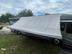 2016 Winnebago Ellipse Ultra 42QL, $ 197,000