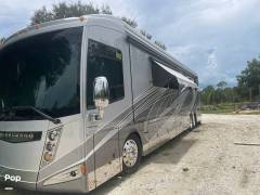 2016 Winnebago Ellipse Ultra 42QL, $ 197,000