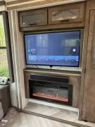 2021 Wildwood Grand Lodge 42DL, $ 39,000