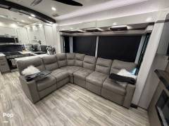 2025 Jayco Pinnacle 38FBRK, $ 89,000
