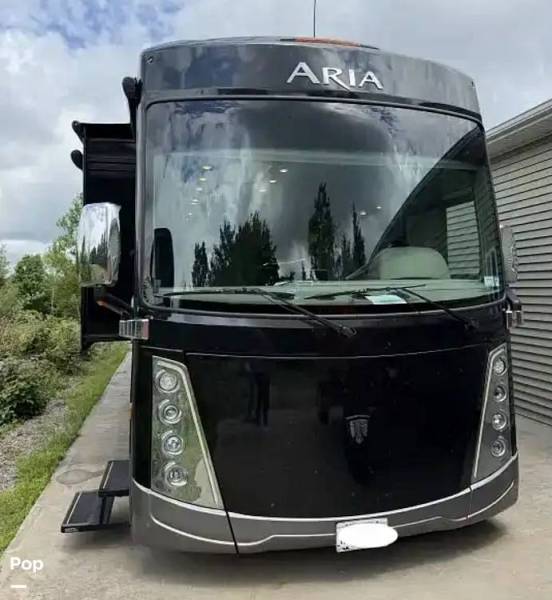 2023 Thor Motor Coach Aria 4000, $ 256,000