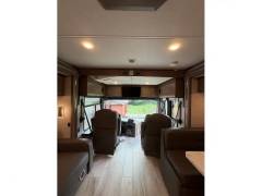 2023 Thor Motor Coach Aria 4000, $ 256,000