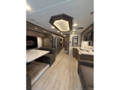 2023 Thor Motor Coach Aria 4000, $ 256,000