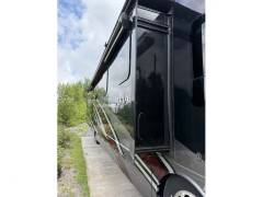 2023 Thor Motor Coach Aria 4000, $ 256,000