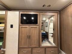 2023 Thor Motor Coach Aria 4000, $ 256,000