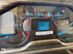 2022 Thor Motor Coach Miramar 35.2, $ 150,000