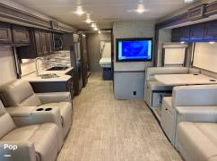 2022 Thor Motor Coach Miramar 35.2, $ 150,000