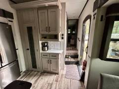 2023 Keystone Montana High Country 351BH, $ 59,950
