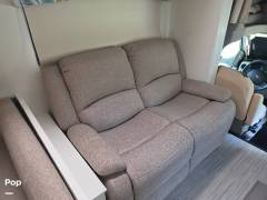 2018 Jayco Greyhawk Prestige 29MVP, $ 65,600