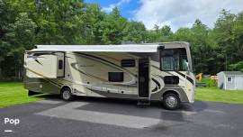 2019 Thor Motor Coach Windsport 35M, $ 84,000